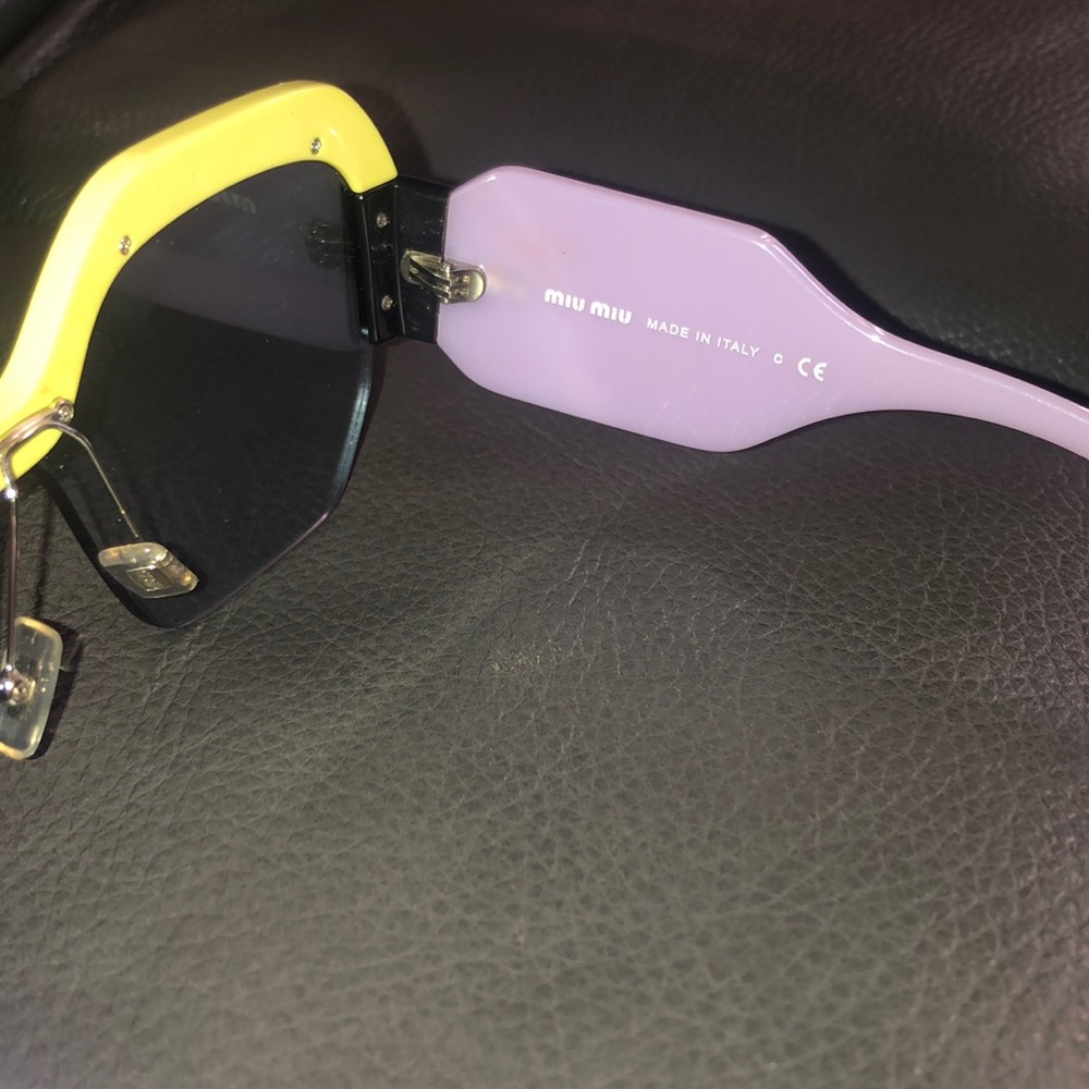 100 Authentic Miu Miu Sunglasses - Picture 6 of 7